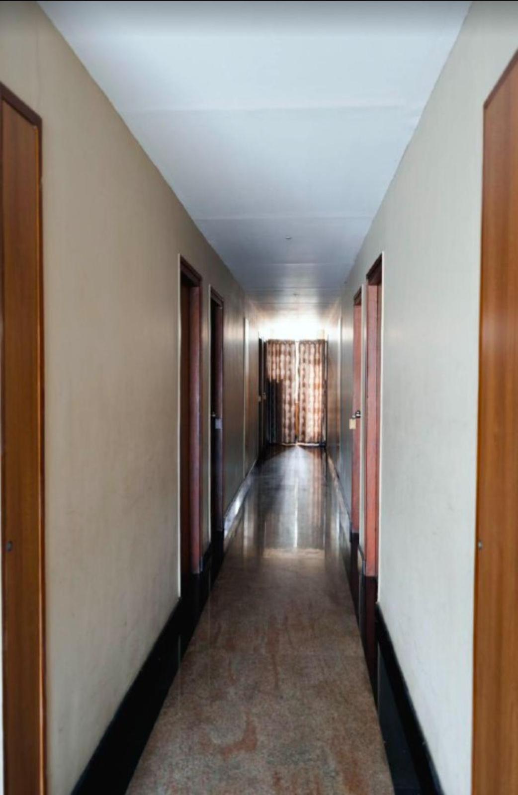 Samasth Rooms And Suits Mysore Luaran gambar