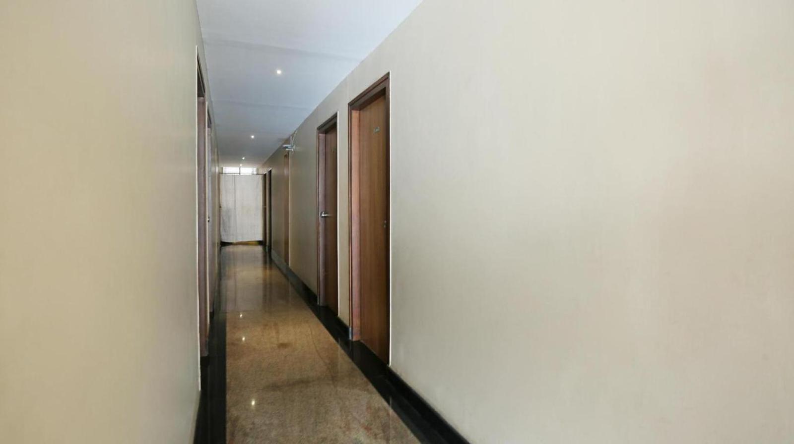 Samasth Rooms And Suits Mysore Luaran gambar