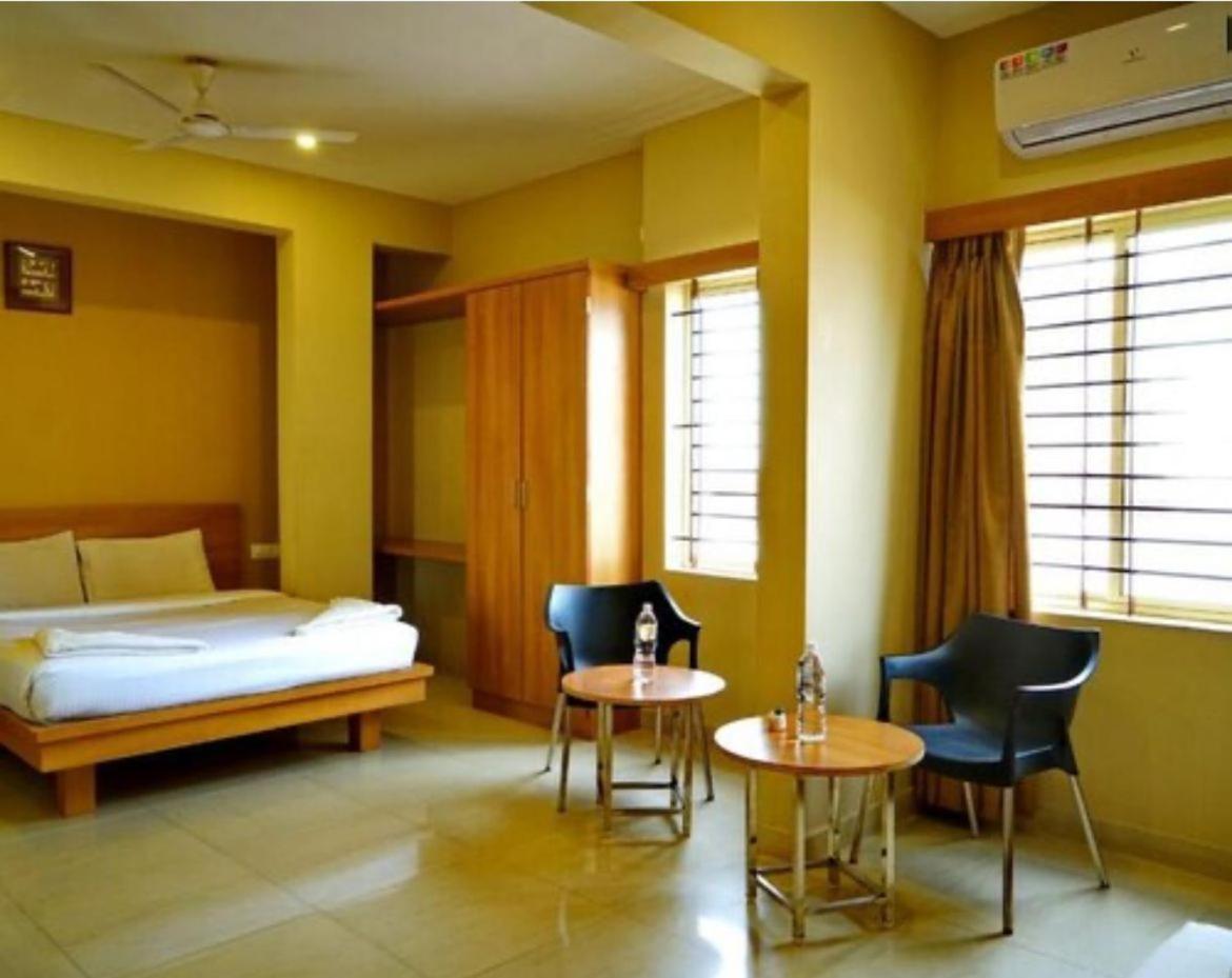 Samasth Rooms And Suits Mysore Luaran gambar