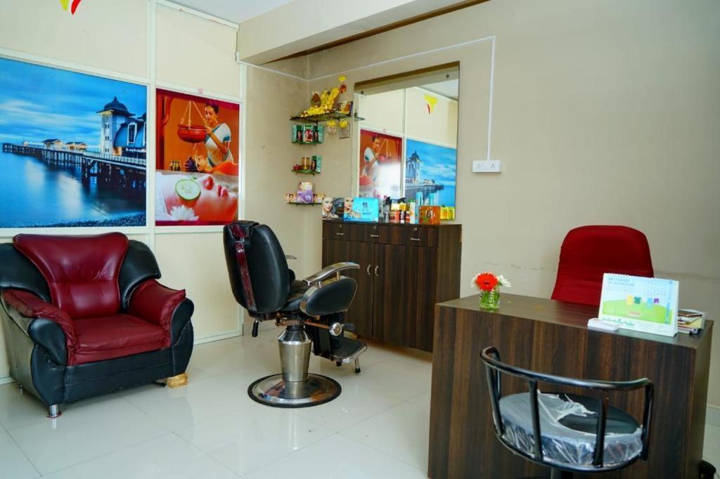 Samasth Rooms And Suits Mysore Luaran gambar